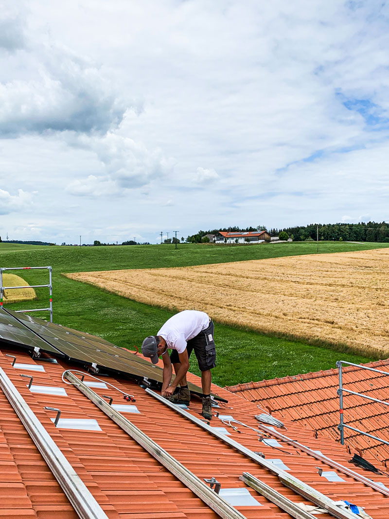 Private Solar-Anlage. PV-Anlagen-Installation von Elektro-König -Rosenheim - Wasserburg